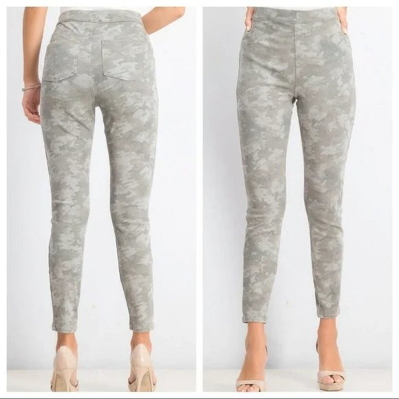 Super soft SPANX light camo Jean-ish Leggings - Picture 2 of 6